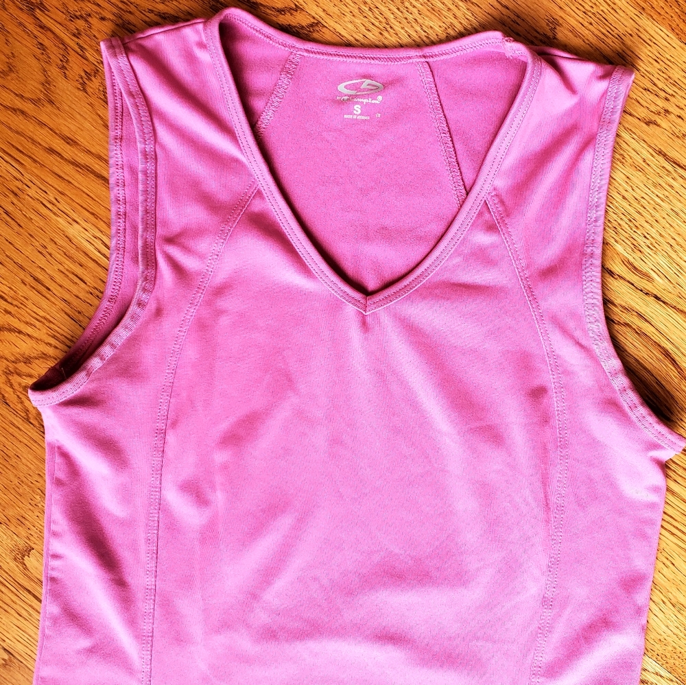 Champion Athletic top
